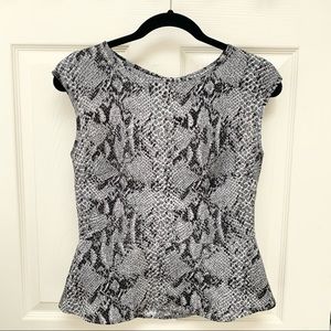 Ann Taylor Textured Snake Print Peplum Top Size 2